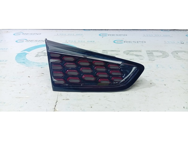 PILOTO TRASERO IZQUIERDO INTERIOR J792462080  - imagen 3