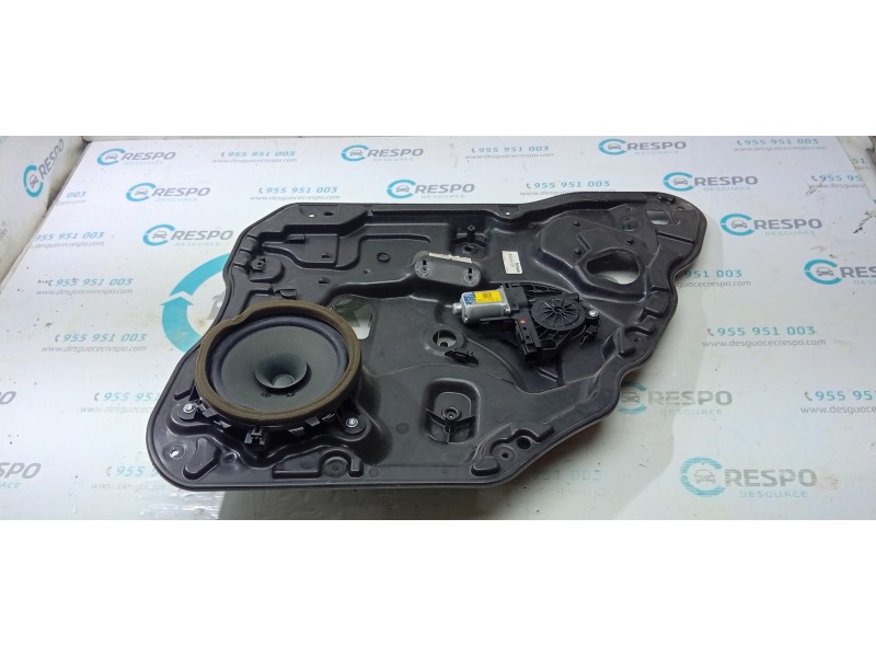 ELEVALUNAS TRASERO DERECHO  - imagen 1