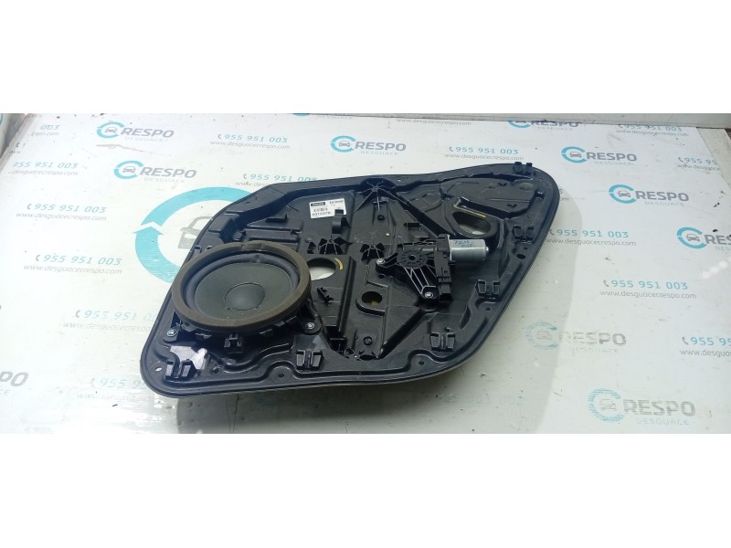 ELEVALUNAS TRASERO DERECHO  - imagen 1