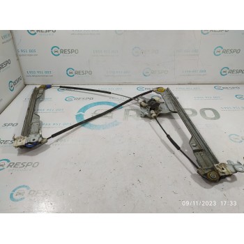 ELEVALUNAS DELANTERO DERECHO 