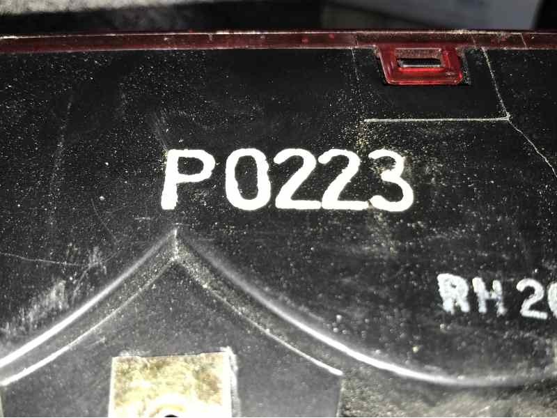 LUZ CENTRAL DE FRENO P0223  - imagen 2