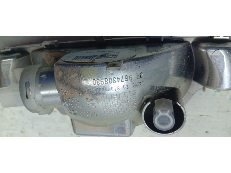 LUZ CENTRAL DE FRENO 9674308980  - imagen 2