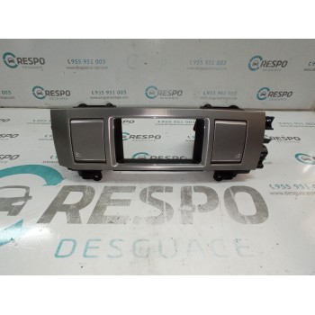 REJILLA AIREADORA 8X2319K617AH 