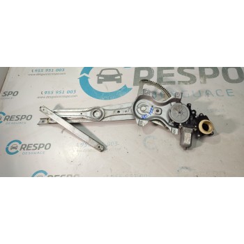 ELEVALUNAS DELANTERO DERECHO 857100F031 