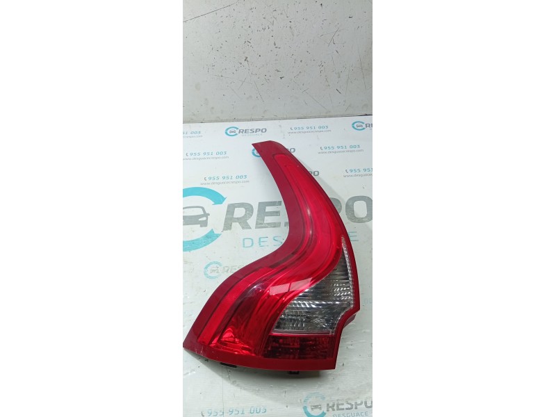 PILOTO TRASERO IZQUIERDO 31290683 89075216  - imagen 1