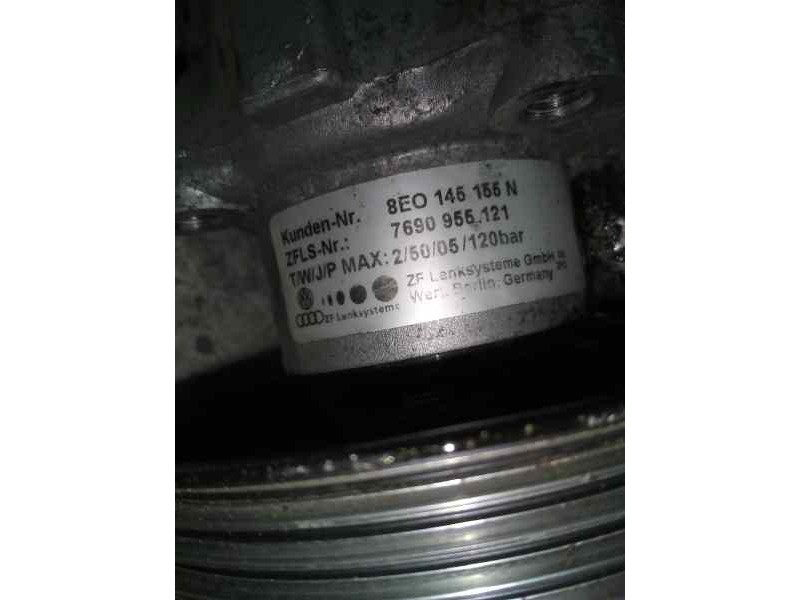 BOMBA DIRECCION 8E0145155N  - imagen 2