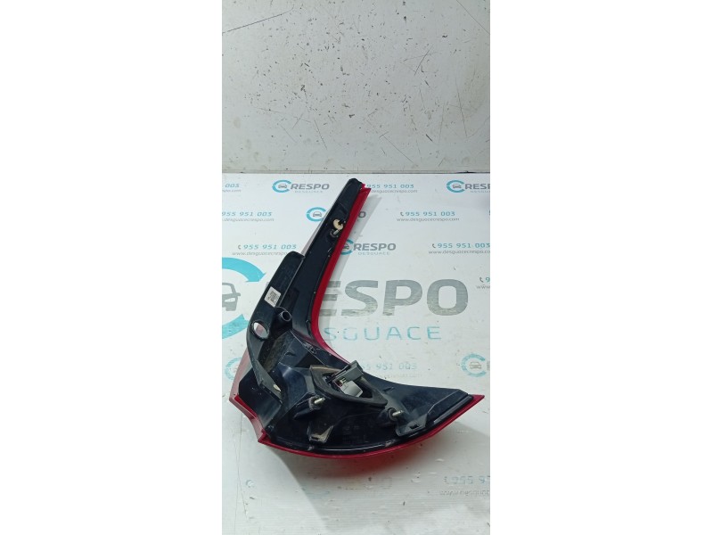 PILOTO TRASERO IZQUIERDO 31290683 89075216  - imagen 2
