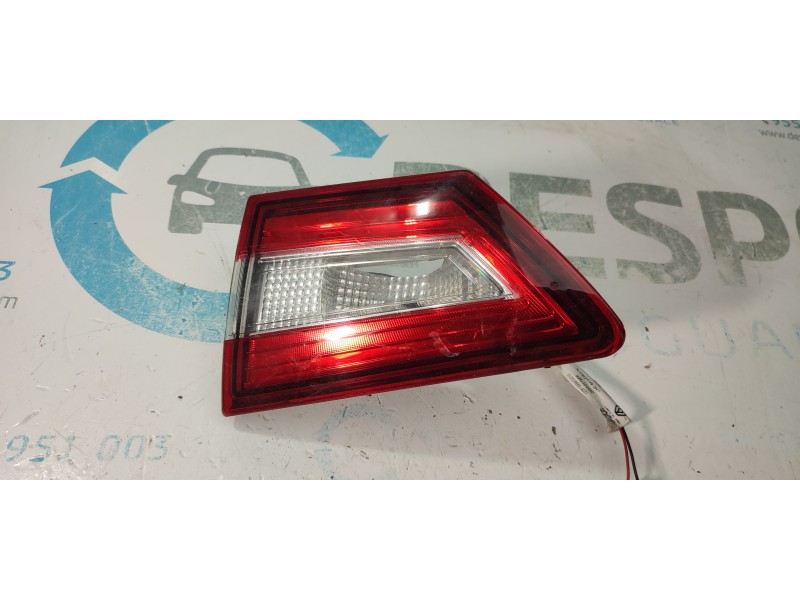 PILOTO TRASERO DERECHO INTERIOR 265505796R  - imagen 1