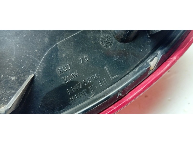 PILOTO TRASERO IZQUIERDO 31290683 89075216  - imagen 3