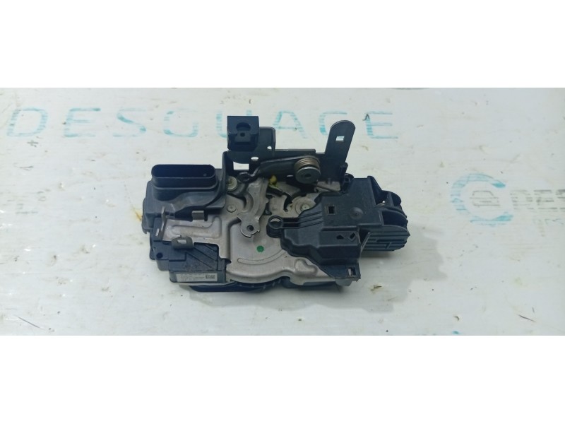 CERRADURA PUERTA TRASERA DERECHA 31440398  - imagen 1