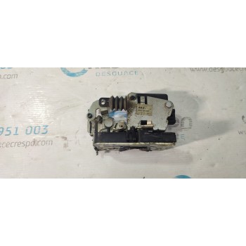 CERRADURA PUERTA TRASERA DERECHA 825029556R 