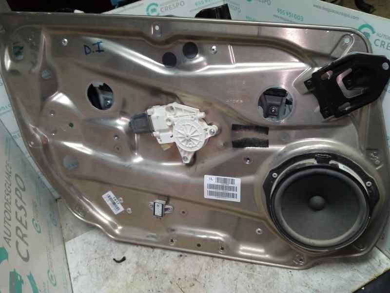 ELEVALUNAS DELANTERO IZQUIERDO A2048200142  - imagen 1