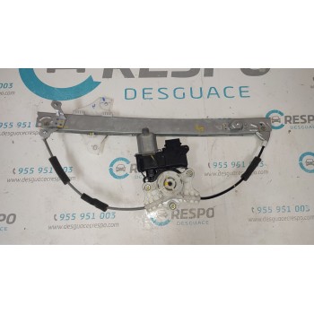 ELEVALUNAS DELANTERO DERECHO 