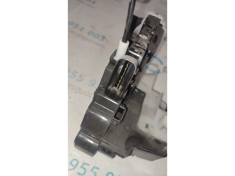 CERRADURA PUERTA DELANTERA IZQUIERDA 81310C8020  - imagen 4