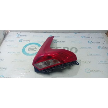 PILOTO TRASERO DERECHO 31395845 