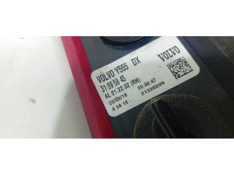 PILOTO TRASERO DERECHO 31395845  - imagen 3