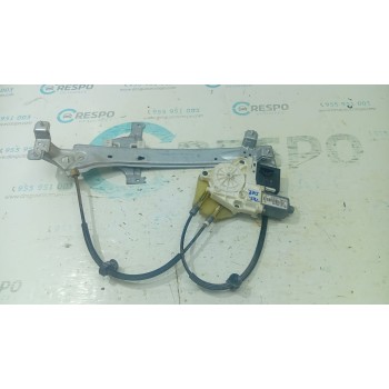 ELEVALUNAS TRASERO DERECHO 827200008R 