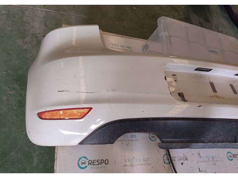 PARAGOLPES TRASERO  - imagen 2