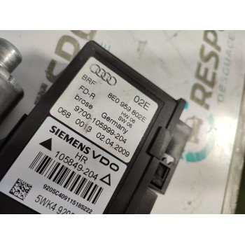 ELEVALUNAS TRASERO DERECHO 8E0959802E  - miniatura 2