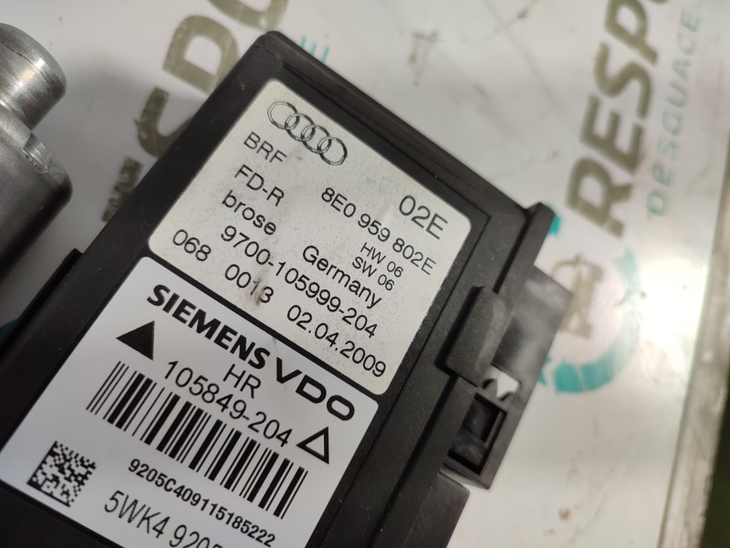 ELEVALUNAS TRASERO DERECHO 8E0959802E  - imagen 2