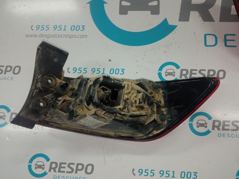 PILOTO TRASERO IZQUIERDO 265553752R  - imagen 2