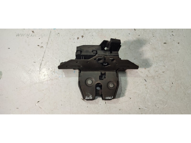 CERRADURA MALETERO / PORTON 13581023  - imagen 1