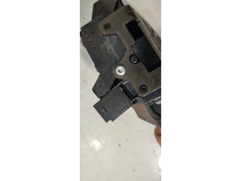 CERRADURA MALETERO / PORTON 13581023  - imagen 2