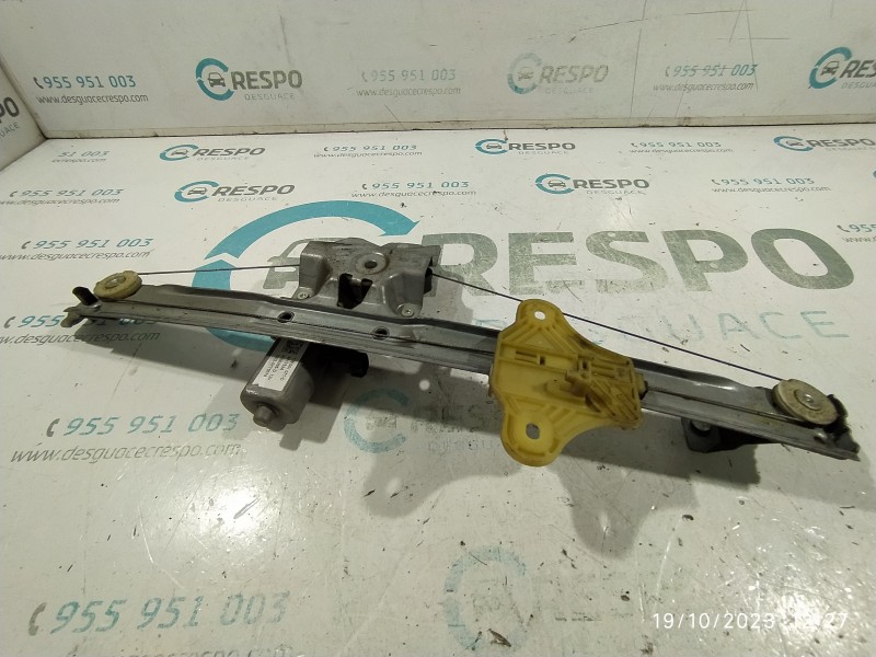 ELEVALUNAS DELANTERO DERECHO 128001071D  - imagen 1