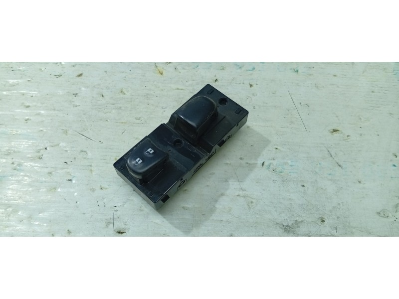 MANDO ELEVALUNAS DELANTERO DERECHO  - imagen 1