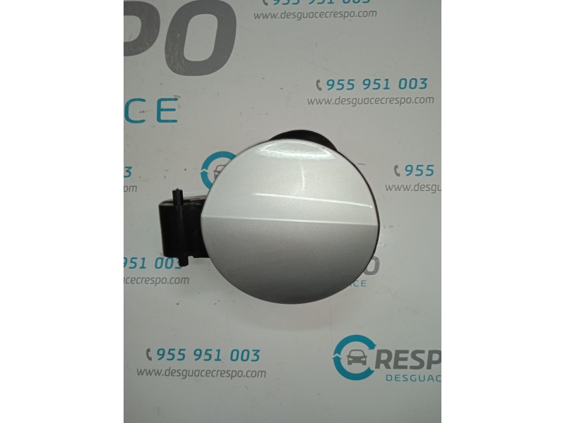 TAPA EXTERIOR COMBUSTIBLE 8X0809906  - imagen 1
