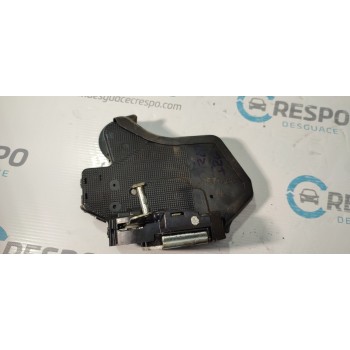 CERRADURA PUERTA TRASERA IZQUIERDA 