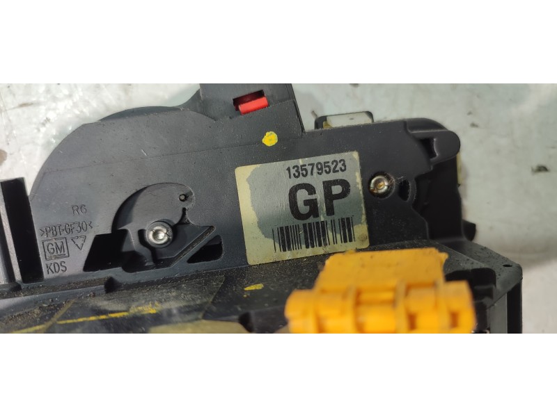 CERRADURA PUERTA DELANTERA DERECHA 13579523  - imagen 2