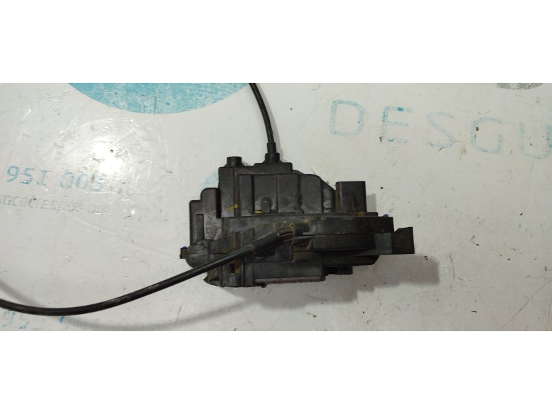 CERRADURA PUERTA DELANTERA DERECHA 805020006R  - imagen 1