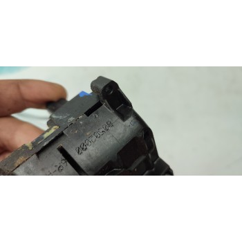 CERRADURA PUERTA DELANTERA DERECHA 805020006R  - miniatura 3