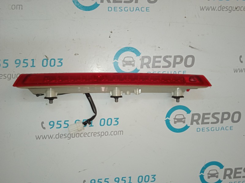 LUZ CENTRAL DE FRENO 927002R0  - imagen 1