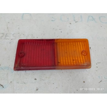 PILOTO TRASERO IZQUIERDO PARAGOLPES  - miniatura 2