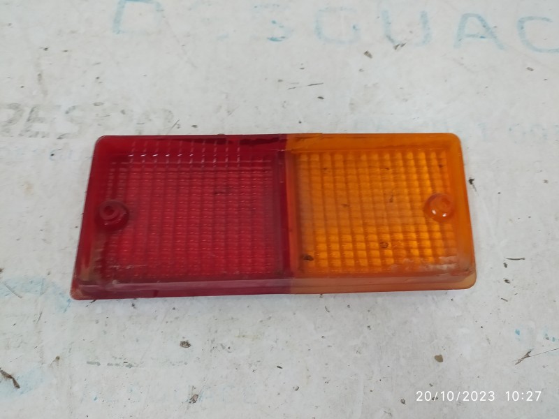 PILOTO TRASERO IZQUIERDO PARAGOLPES  - imagen 2