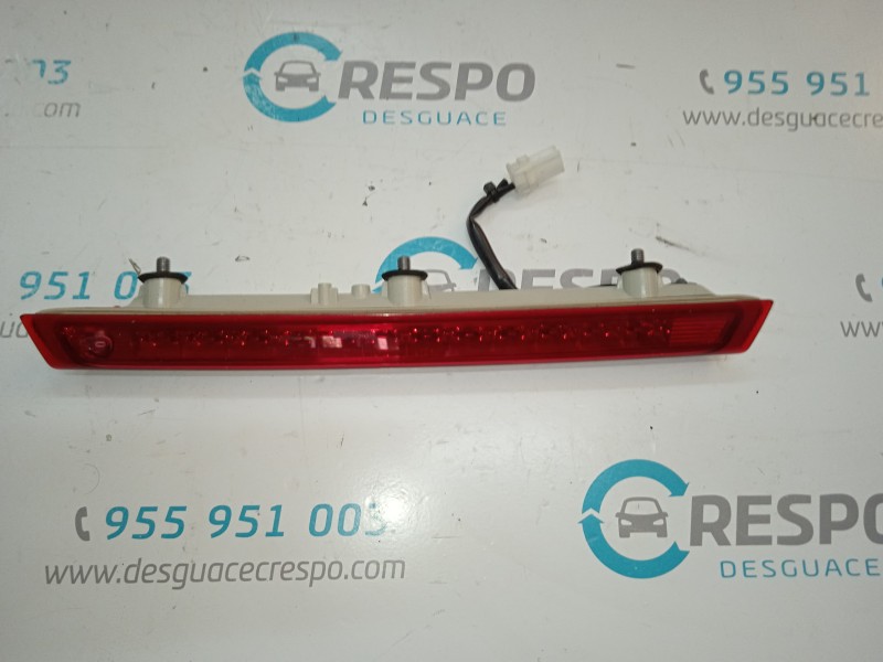 LUZ CENTRAL DE FRENO 927002R0  - imagen 2