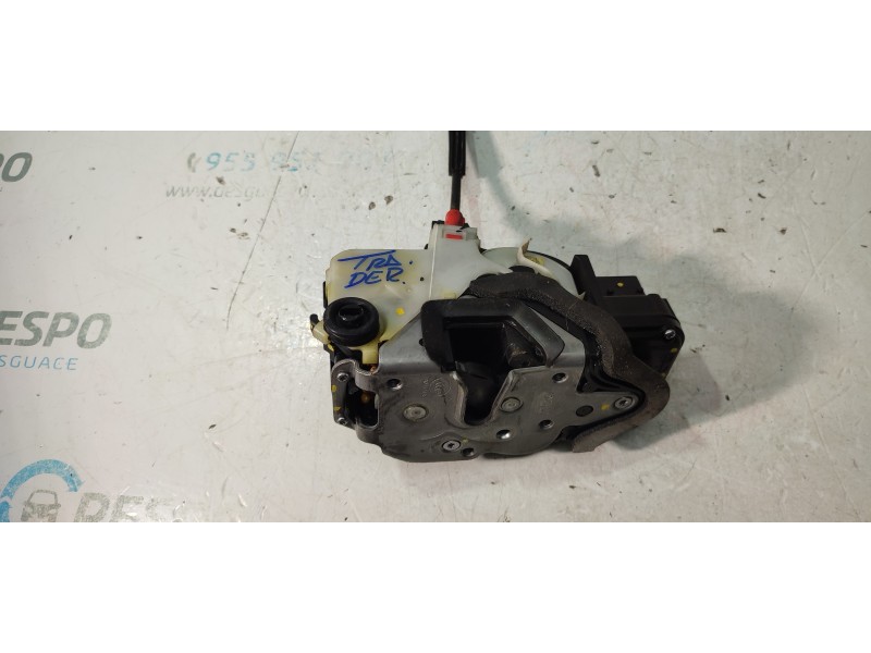 CERRADURA PUERTA TRASERA DERECHA 13579566  - imagen 3