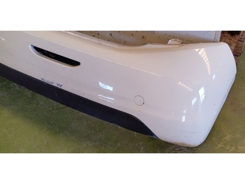 PARAGOLPES TRASERO  - imagen 2