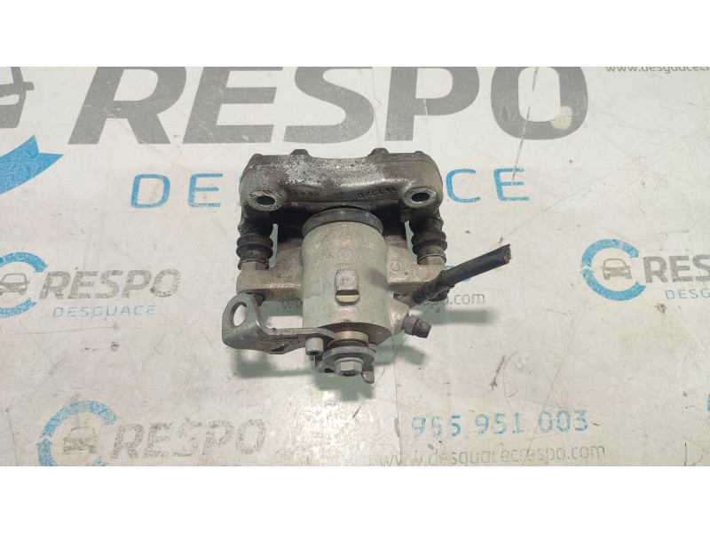 PINZA DE FRENO TRASERA DERECHA 608  - imagen 2