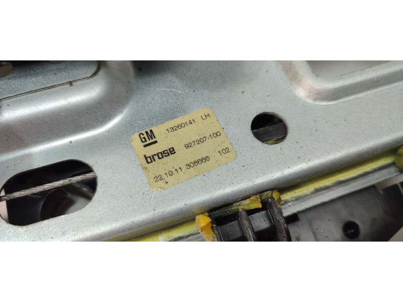 ELEVALUNAS TRASERO IZQUIERDO 13260141  - imagen 2