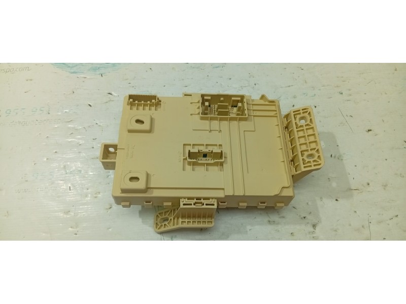 CAJA RELES / FUSIBLES 91950J7DJ0  - imagen 3