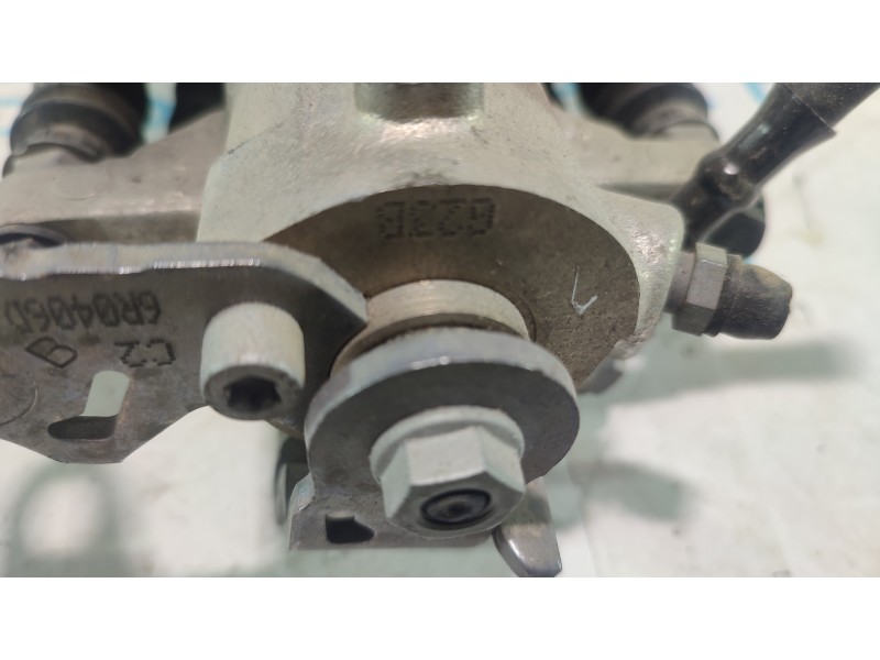 PINZA DE FRENO TRASERA DERECHA 608  - imagen 3