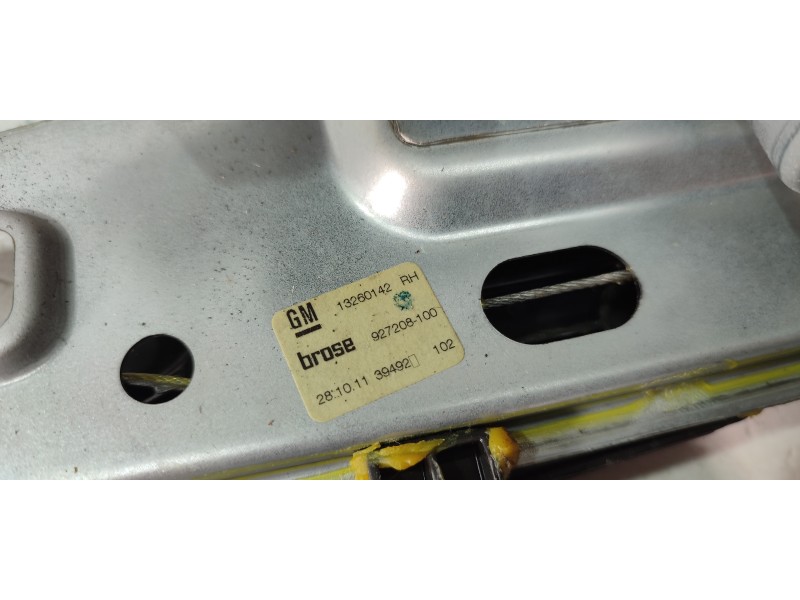 ELEVALUNAS TRASERO DERECHO 13260142  - imagen 2