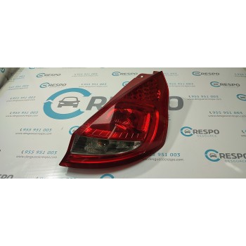 PILOTO TRASERO DERECHO 8A6113404A 