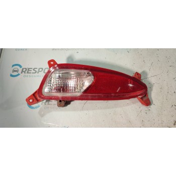 PILOTO TRASERO IZQUIERDO PARAGOLPES 92405C8700 