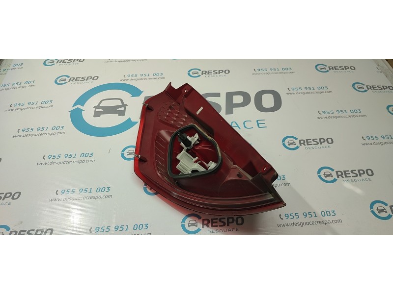 PILOTO TRASERO DERECHO 8A6113404A  - imagen 3