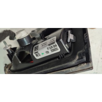 PILOTO TRASERO IZQUIERDO INTERIOR 13288832  - miniatura 2