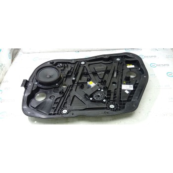 ELEVALUNAS DELANTERO DERECHO 82480J7065 